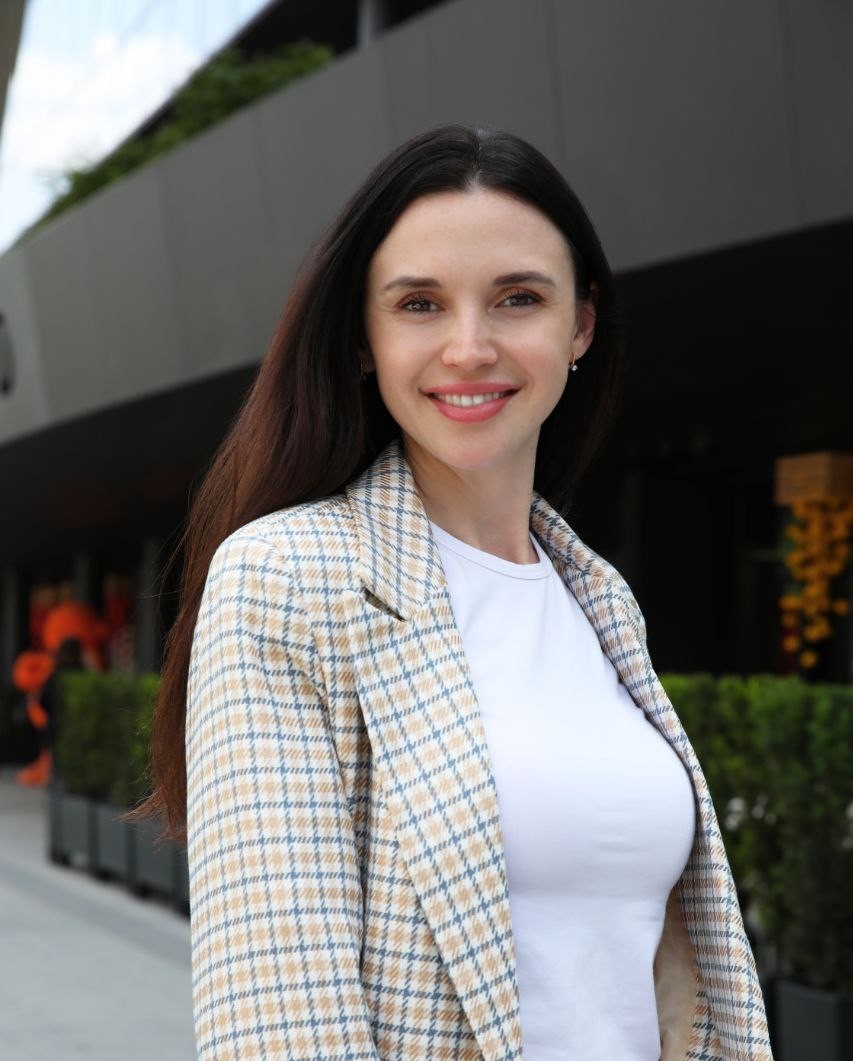 Dr. Kalynovska